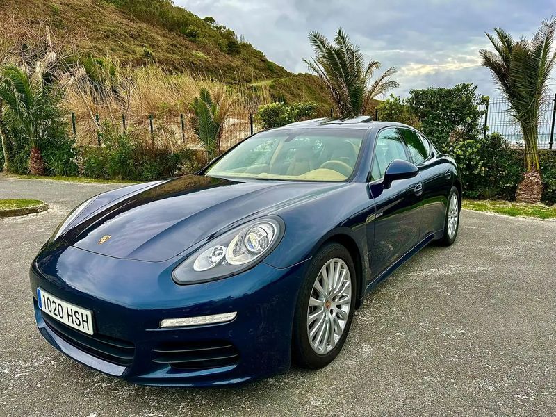 Porsche Panamera • 2013 • 176,000 km 2