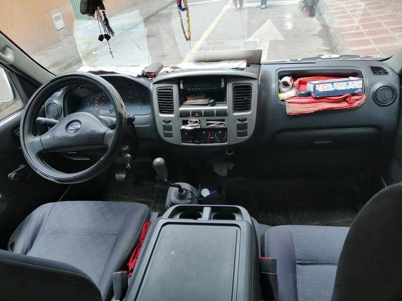 Nissan 100 NX • 2012 • 180,000 km 7