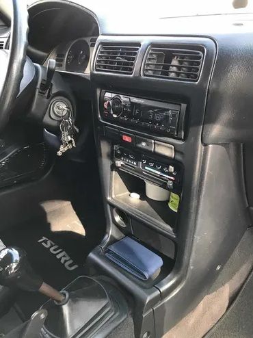 Nissan Tsuru • 2003 • 120,000 km 3