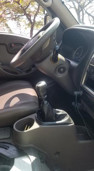 Hyundai H200 • 2014 • 69,000 km 9