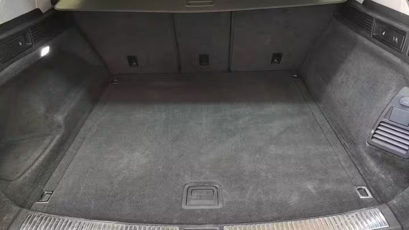 Volkswagen Touareg • 2019 • 170,134 km 7