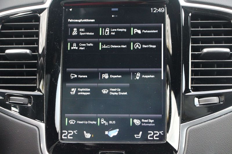 Volvo XC90 • 2018 • 99,957 km 11