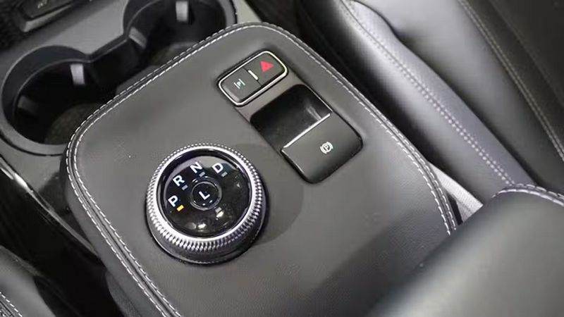 Ford Mustang Mach-E • 2023 • 18,873 km 6