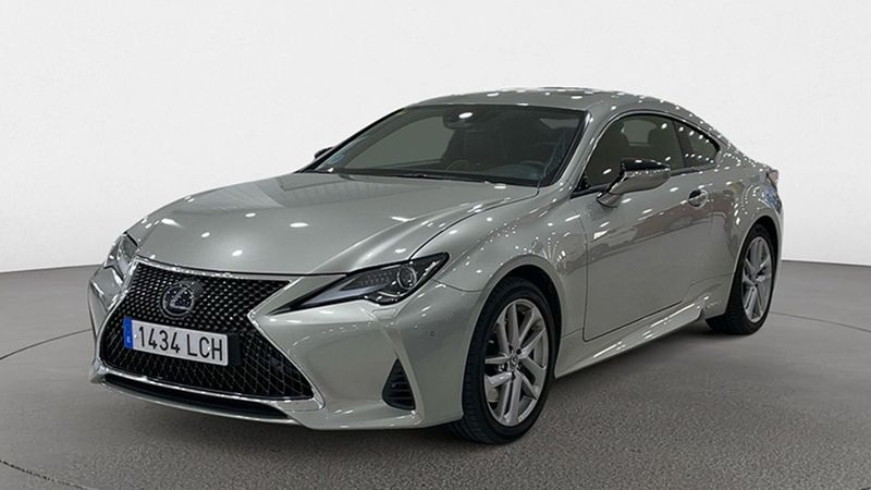 Lexus RC • 2019 • 49,792 km 3