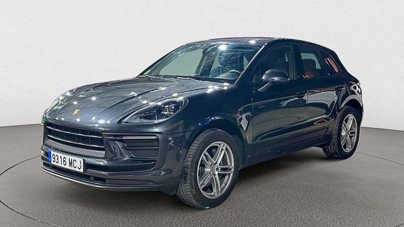 Porsche Macan • 2022 • 12,657 km 2