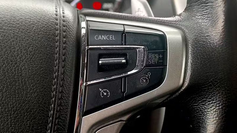 Mitsubishi L200 • 2020 • 121,530 km 28