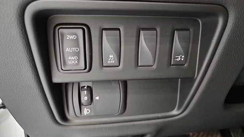 Renault Koleos • 2020 • 10,377 km 6