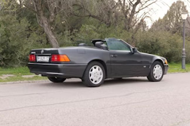 Mercedes-Benz SL • 1993 • 38,000 km 50