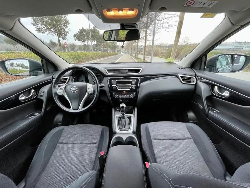Nissan Qashqai • 2014 • 72,000 km 4