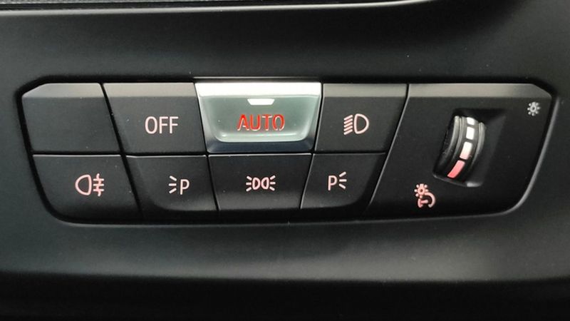 BMW 1 Series • 2024 • 3,264 km 24