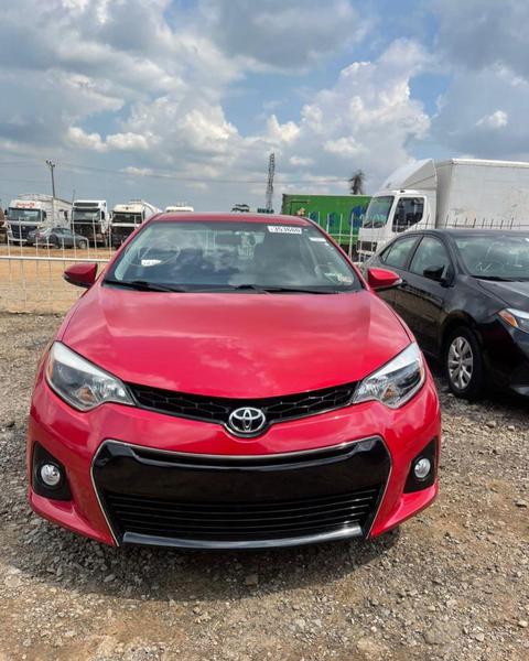 Toyota Corolla • 2016 • 142,000 km 6