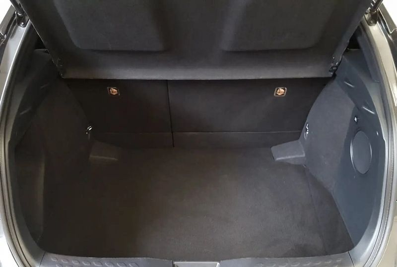 Toyota C-HR • 2018 • 51,000 km 10