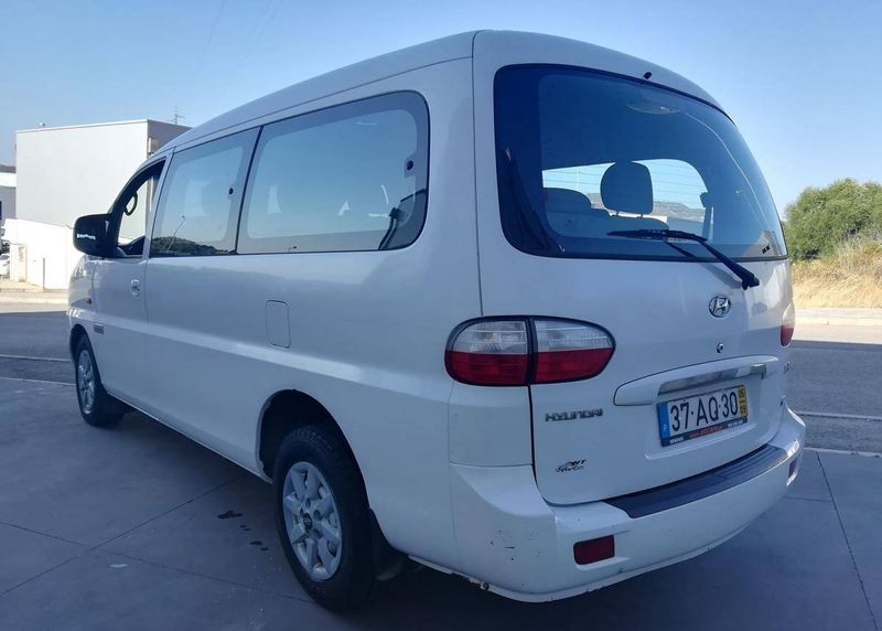 Hyundai H1 • 2005 • 149,999 km 2