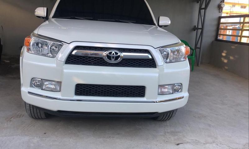 Toyota 4 Runner Limited • 2013 • 109,950 km 8