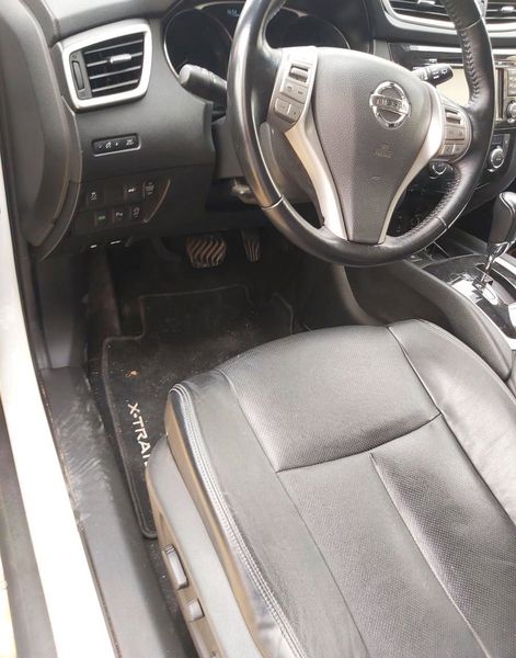 Nissan X-Trail • 2014 • 120,000 km 4