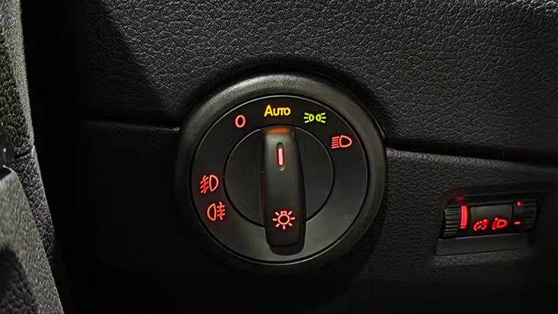 Volkswagen Multivan • 2019 • 121,103 km 10