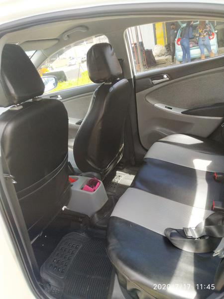 Hyundai Accent • 2012 • 222,000 km 6