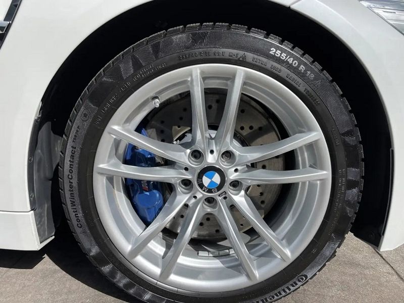 BMW M4 • 2015 • 156,300 km 5