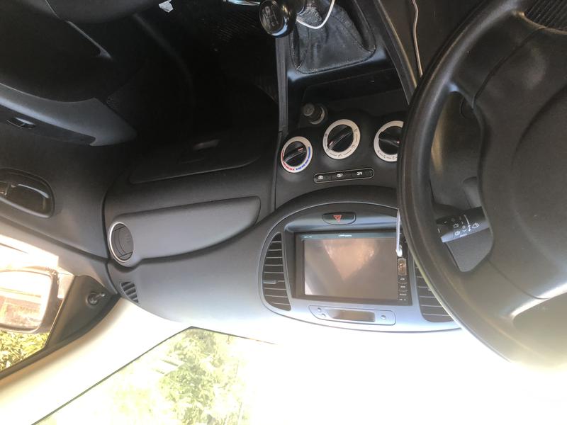 Hyundai i10 • 2010 • 15,000 km 3