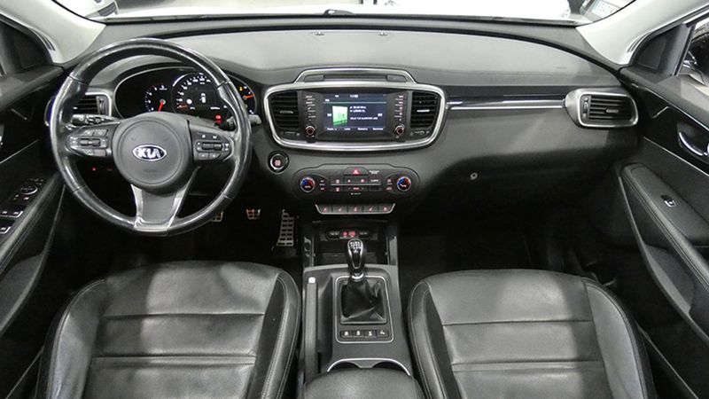 Kia Sorento • 2017 • 88,728 km 23