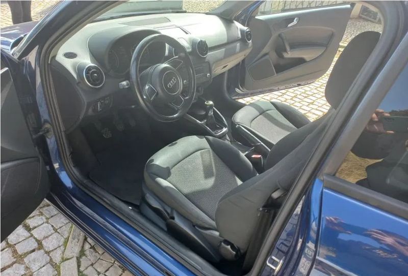 Audi A1 • 2011 • 230,000 km 2