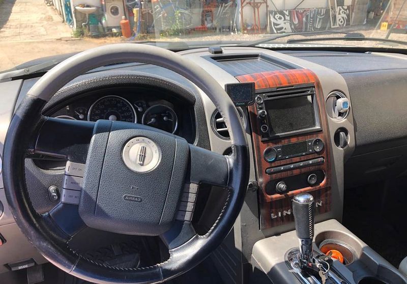 Lincoln Lido • 2006 • 20,000 km 5