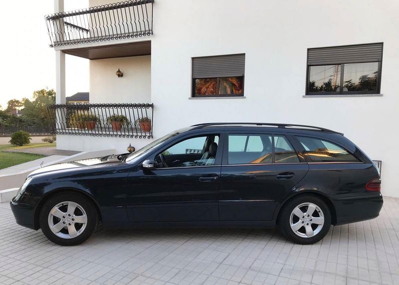 Mercedes-Benz 210 kombi • 2003 • 250,000 km 5