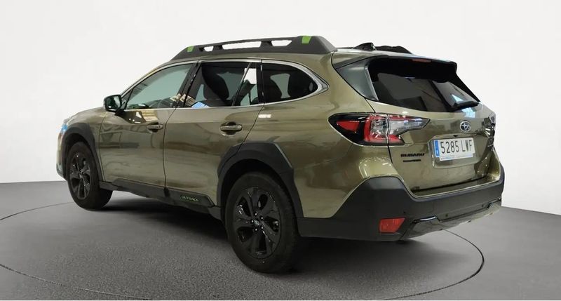 Subaru Outback • 2022 • 42,610 km 3