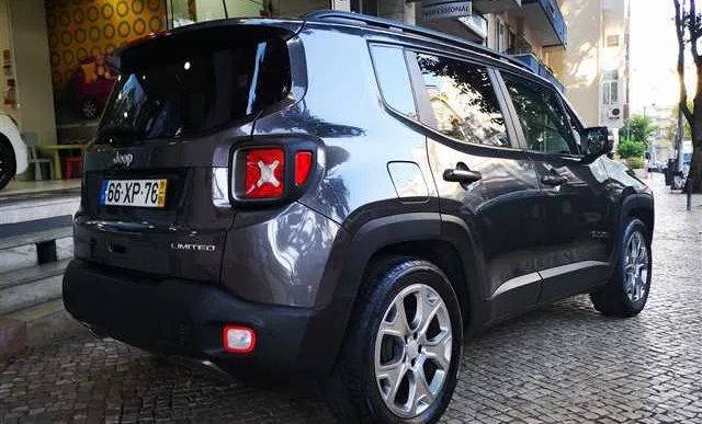 Jeep Renegade • 2019 • 19,191 km 1