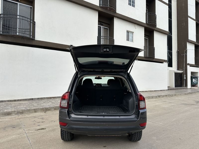 Jeep Compass • 2016 • 100,000 mi 19