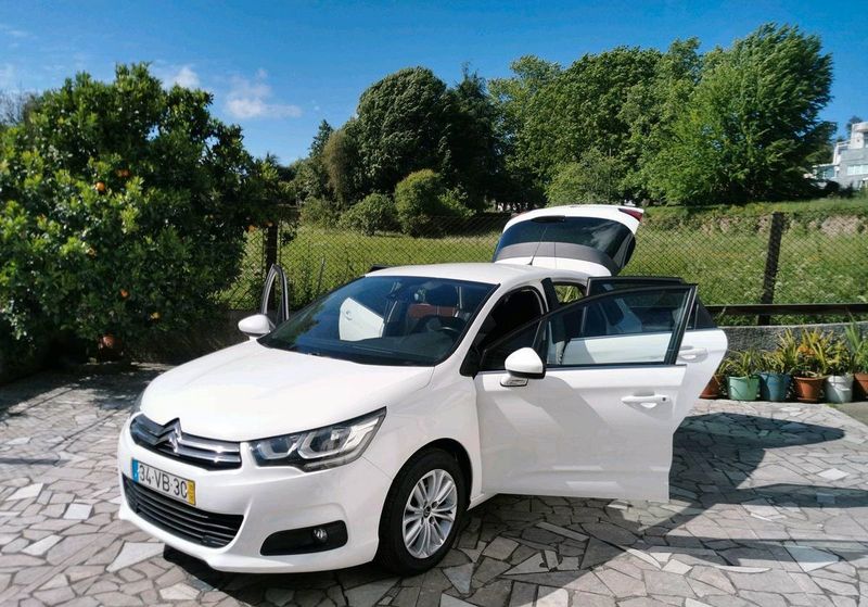 Citroën C4 • 2015 • 160,000 km 1