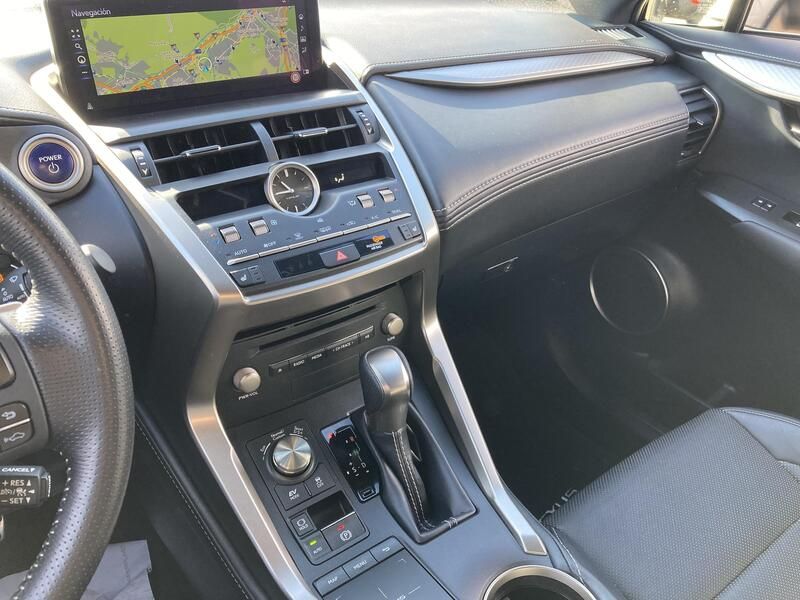 Lexus NX • 2020 • 52,570 km 14