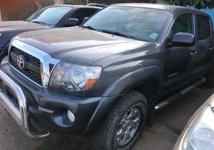 Toyota Tacoma • 2017 • 50,000 km 1