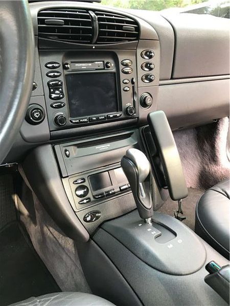 Porsche 911 Carrera • 1998 • 153,600 km 9