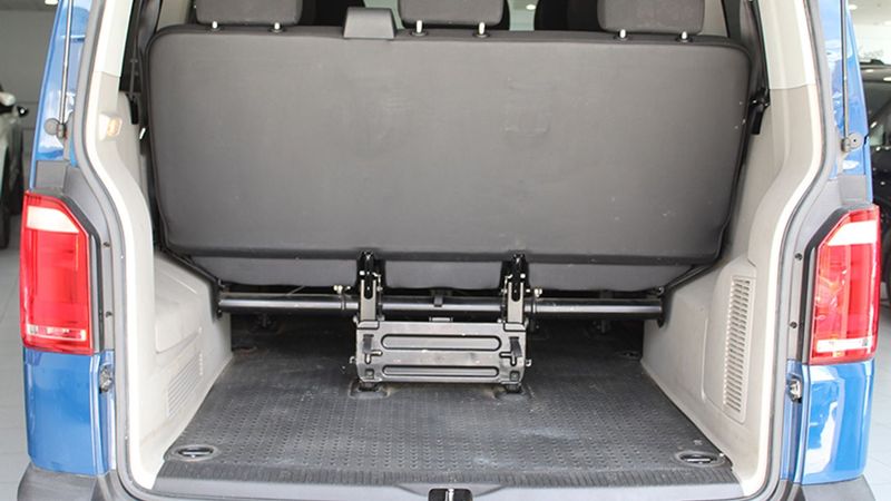 Volkswagen Caravelle • 2020 • 44,750 km 14