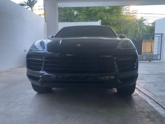 Porsche Cayenne • 2020 • 75,000 km 5