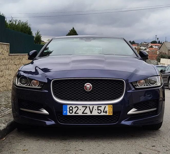 Jaguar XE • 2019 • 130,000 km 1