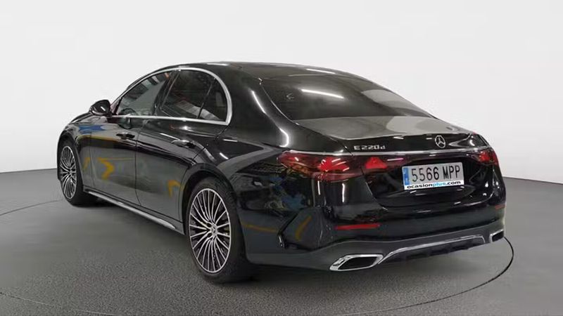 Mercedes-Benz E • 2024 • 55,299 km 26