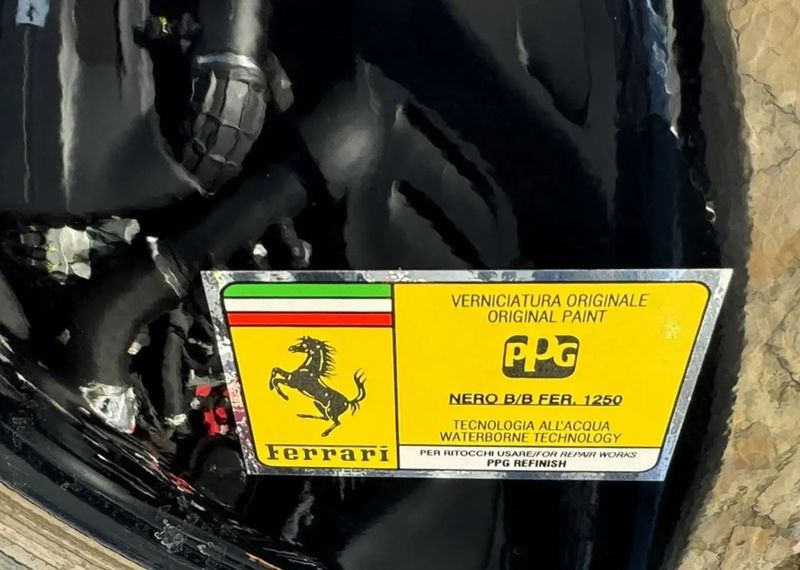 Ferrari Portofino • 2020 • 17,600 km 15