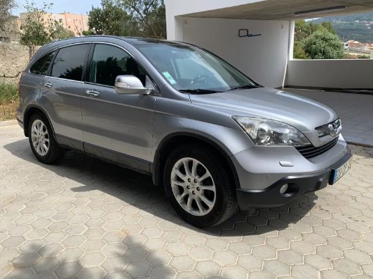 Honda CR-V • 2007 • 210,000 km 4