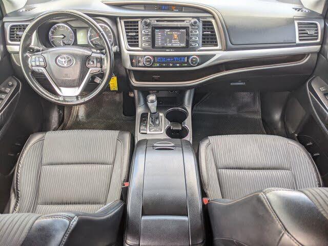 Toyota Highlander • 2015 • 193,933 km 17