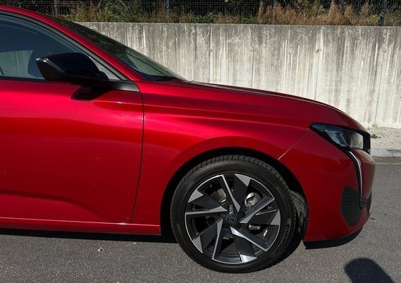 Peugeot 308 • 2024 • 8,300 km 3