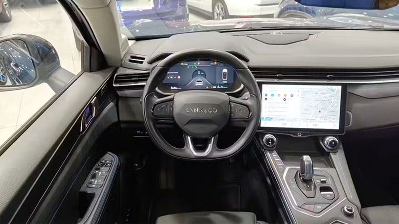 Kia Niro • 2023 • 56,234 km 10