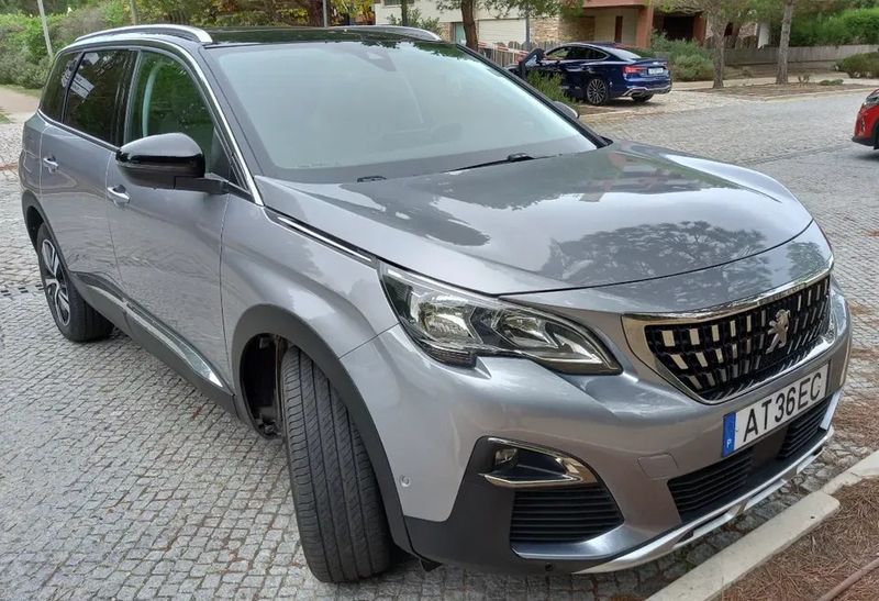 Peugeot 5008 • 2020 • 60,000 km 1