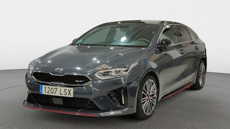 Kia Pro Cee`d • 2021 • 24,370 km 1