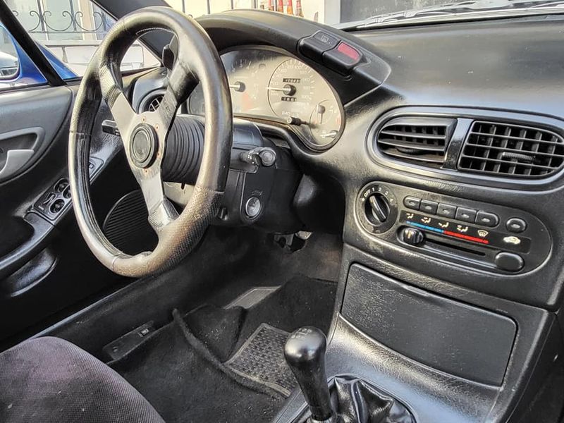 Honda CR-X • 2007 • 170,000 km 7