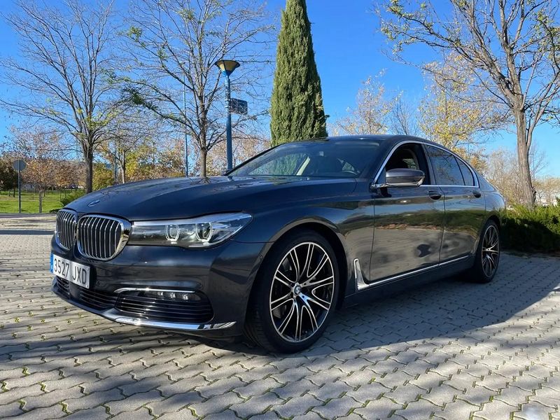 BMW 7 Series • 2017 • 137,000 km 5