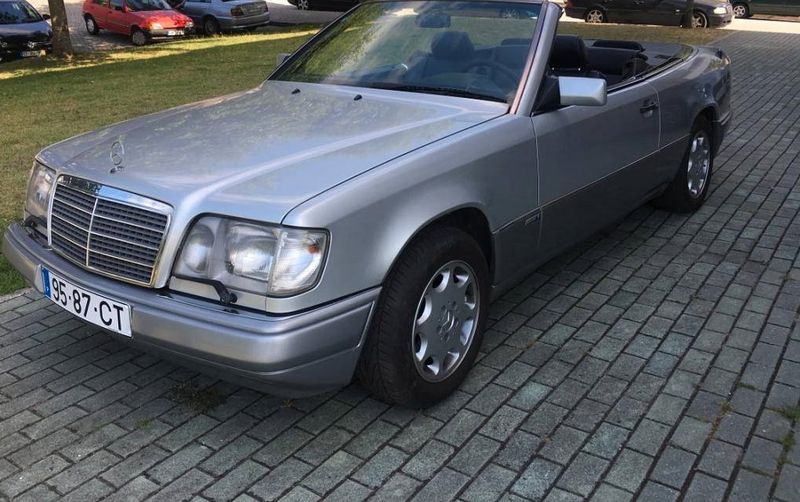 Mercedes-Benz E • 1993 • 200,000 km 1