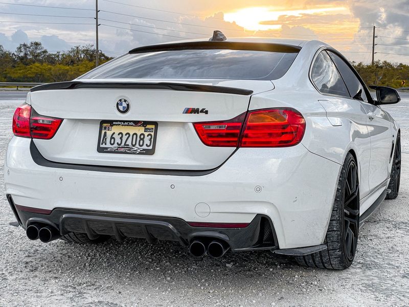 BMW M4 • 2014 • 30,000 km 3