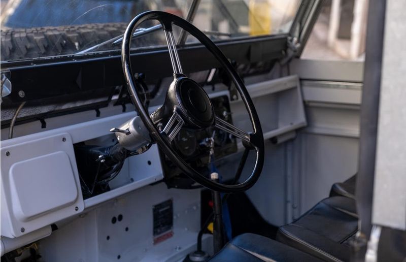 Land Rover Range Rover • 1980 • 10,000 km 4